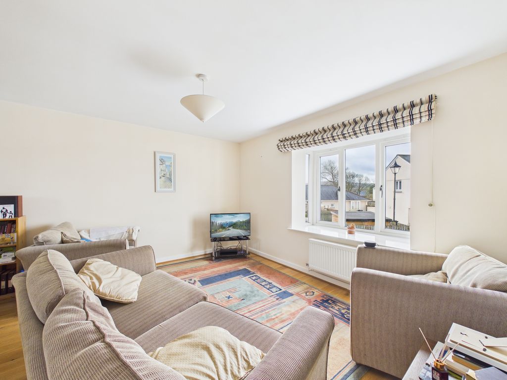 Property photo 2 of 9 Lounge Area