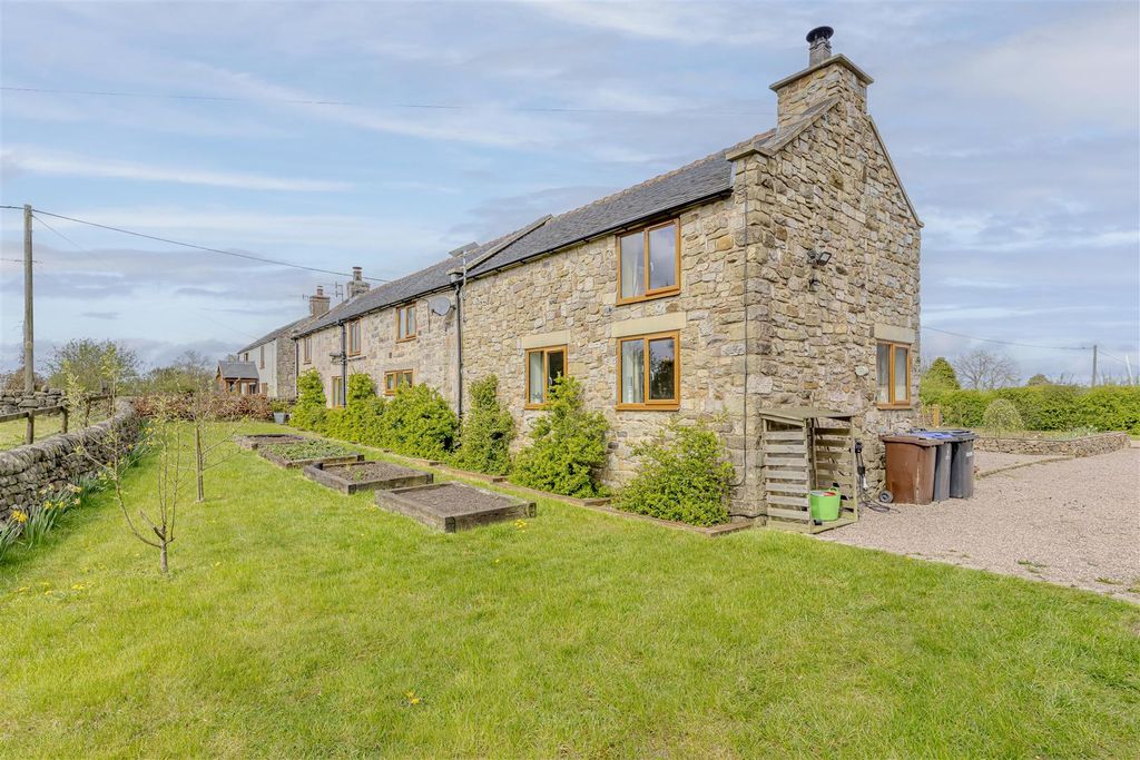 Property photo 1 of 50 Outside