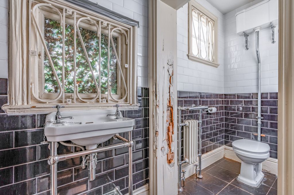 Additional image 19 of 9 bed detached house for saleBirmingham Road, Allesley, Coventry CV5