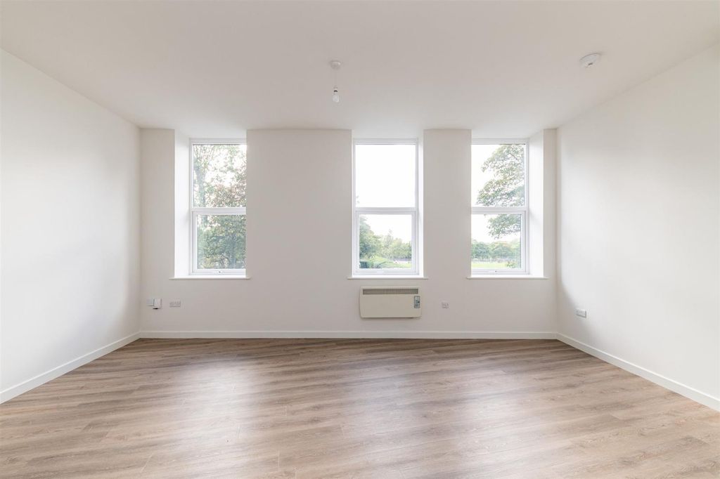 Property photo 2 of 10 0Fab4Aff-1F3A-4114-B890-Bea8401F8d78.Jpeg