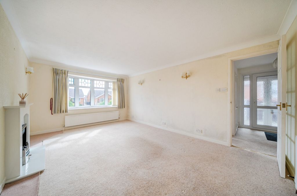 Property photo 2 of 23 1520678-7-1A08Adc188599