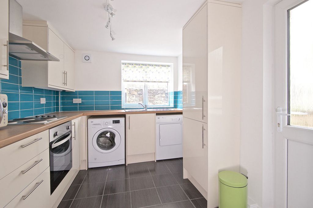 Property photo 3 of 6 Property Photo