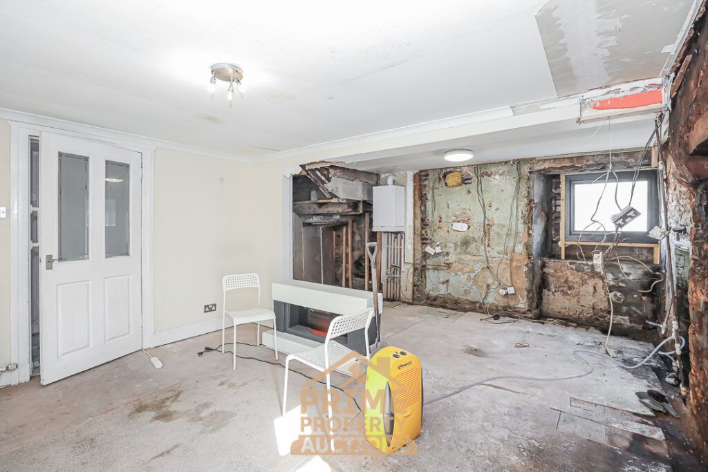 Property photo 3 of 23