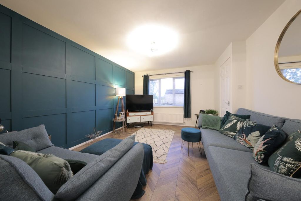 Property photo 2 of 15 Living Room