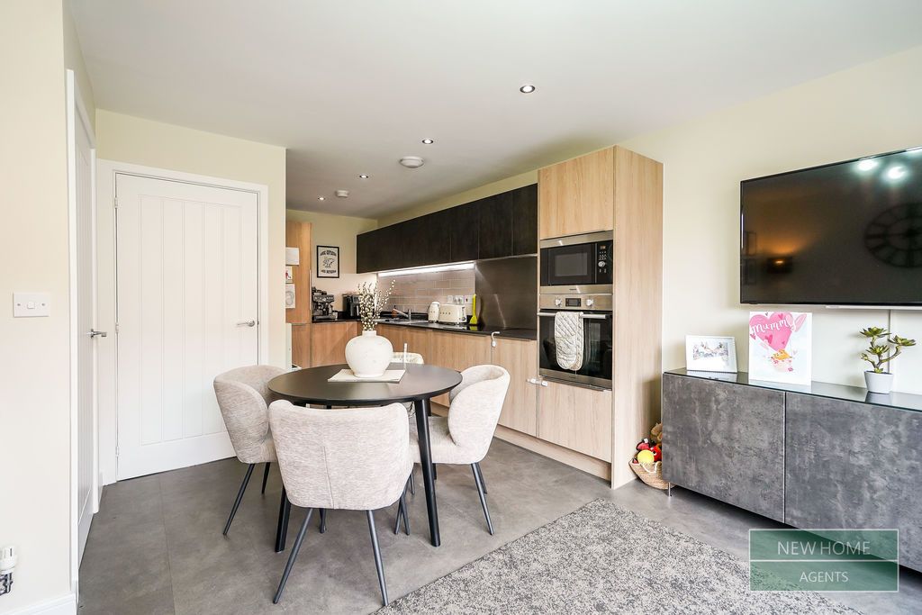 Property photo 2 of 17 Photo 2