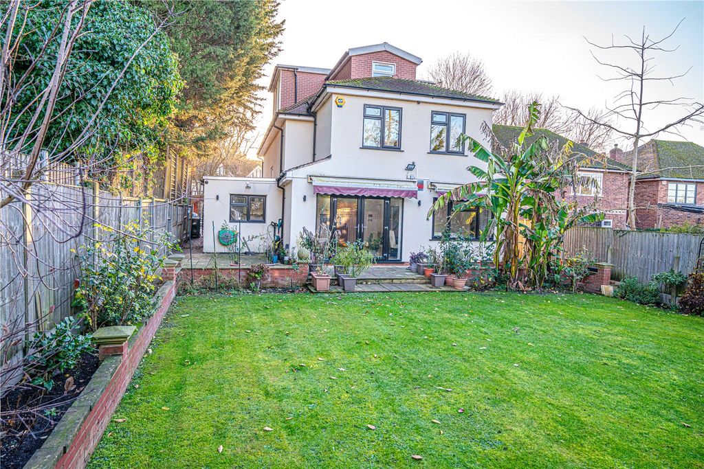 Property photo 2 of 27 Rear Facade &amp; Garden