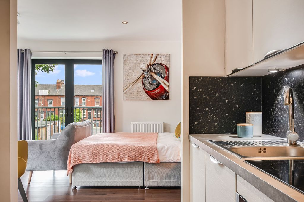 Property photo 3 of 6 Property Photo