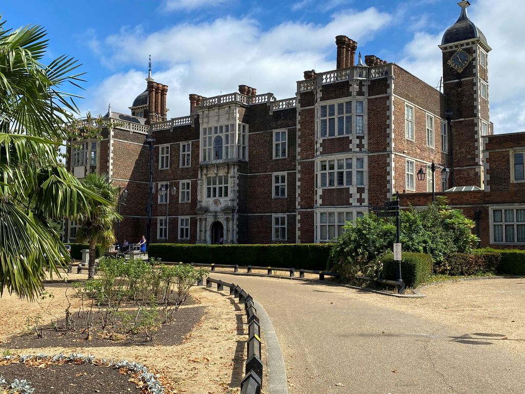 Property photo 1 of 14 Front - From Track.Jpg