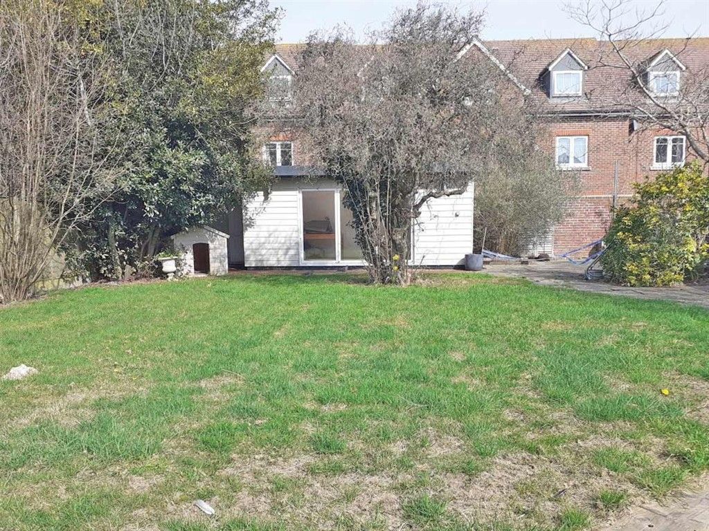 Property photo 2 of 5