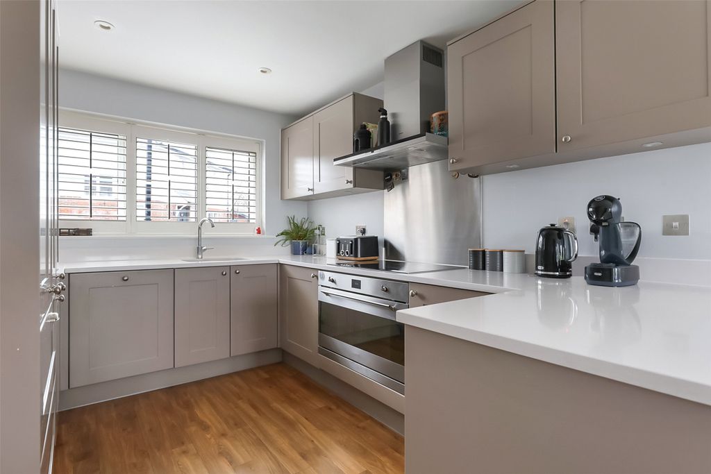 Property photo 2 of 15 Picture No. 03