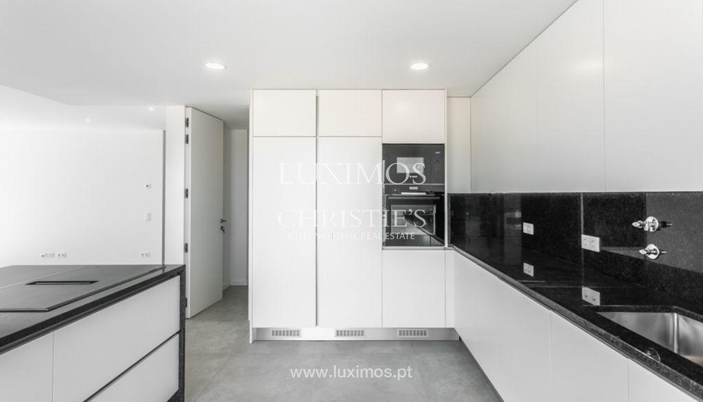 Property photo 3 of 25