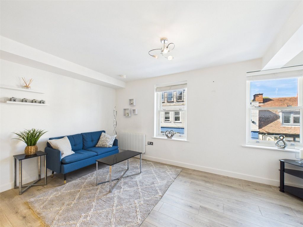 Property photo 3 of 10 Kitchen/Living Area