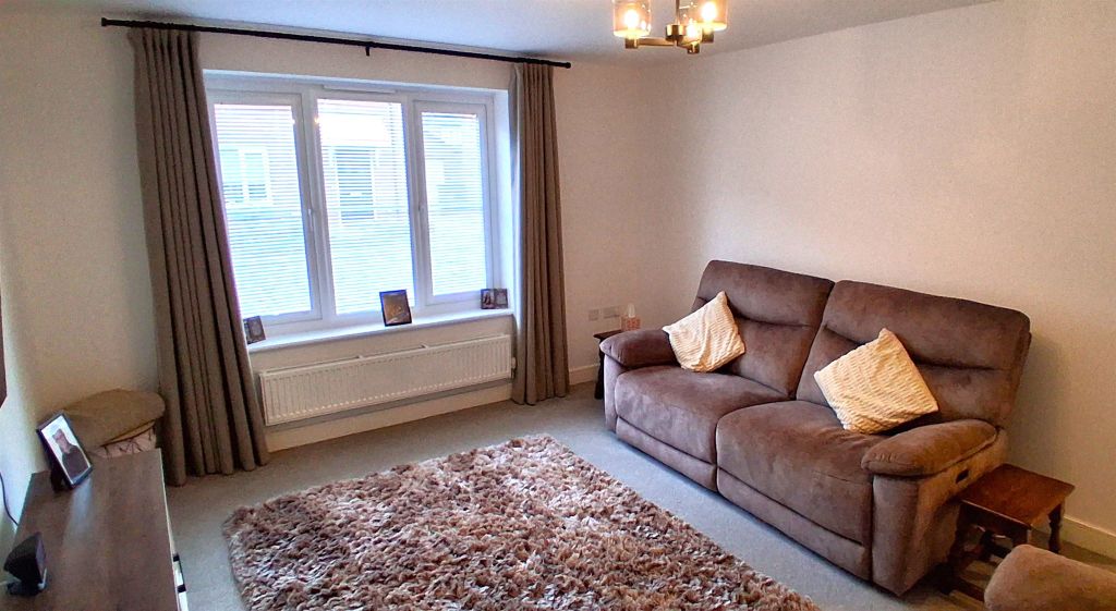 Property photo 3 of 16