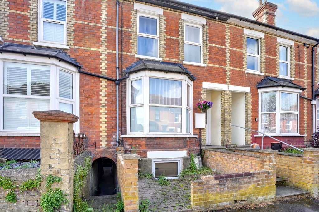 Property photo 1 of 12