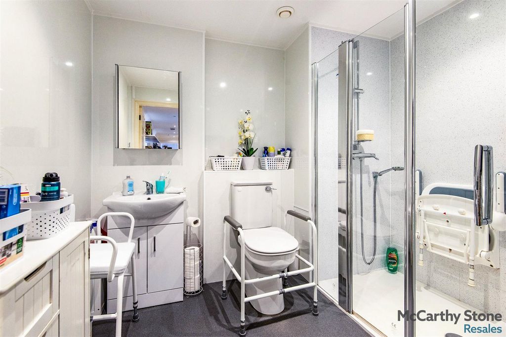 Additional image 12 of 2 bed flat for saleCaen Stone Court, Queen Street, Arundel BN18