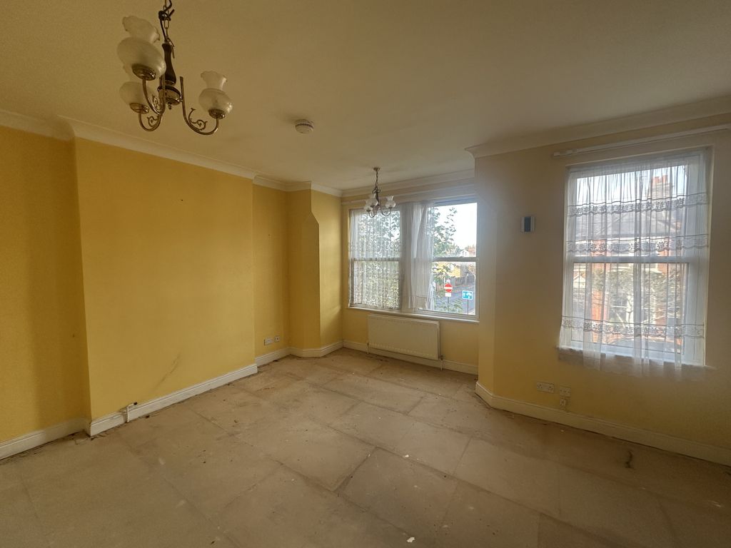 Property photo 3 of 6 Img_0704.Jpg