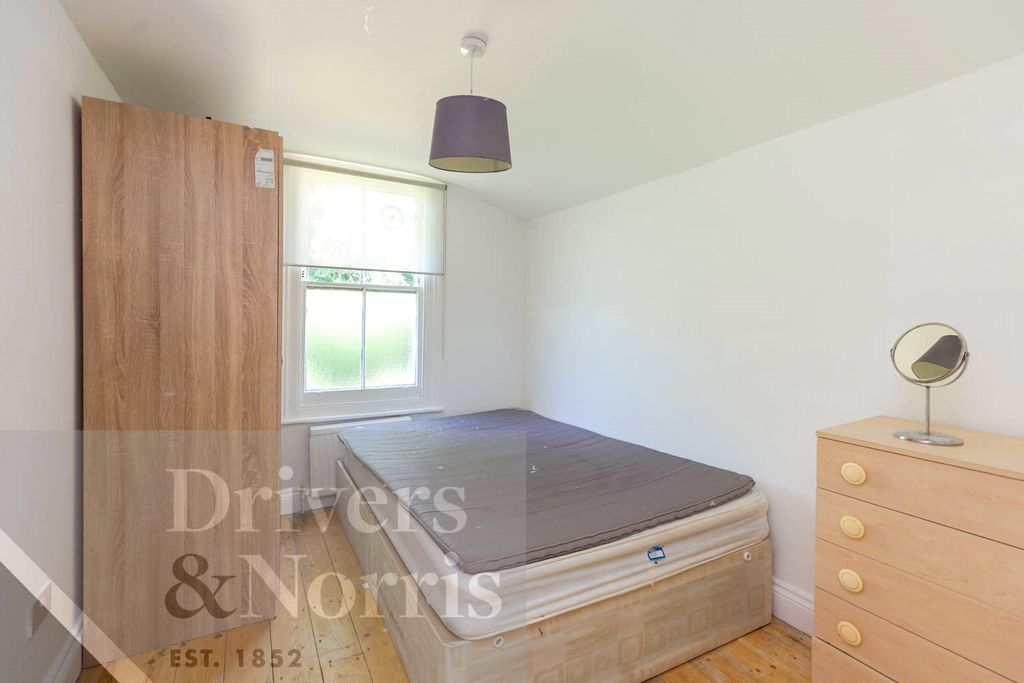 Property photo 3 of 21 Picture No. 19