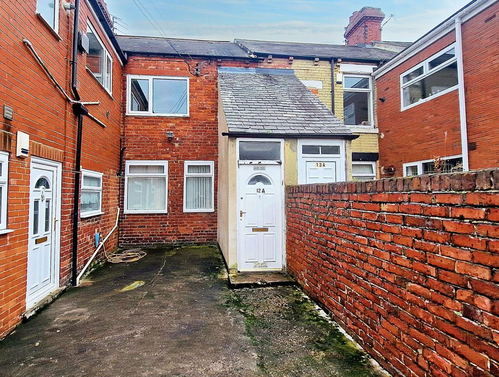 Property photo 1 of 3