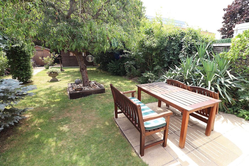 Property photo 3 of 15 Picture No. 10