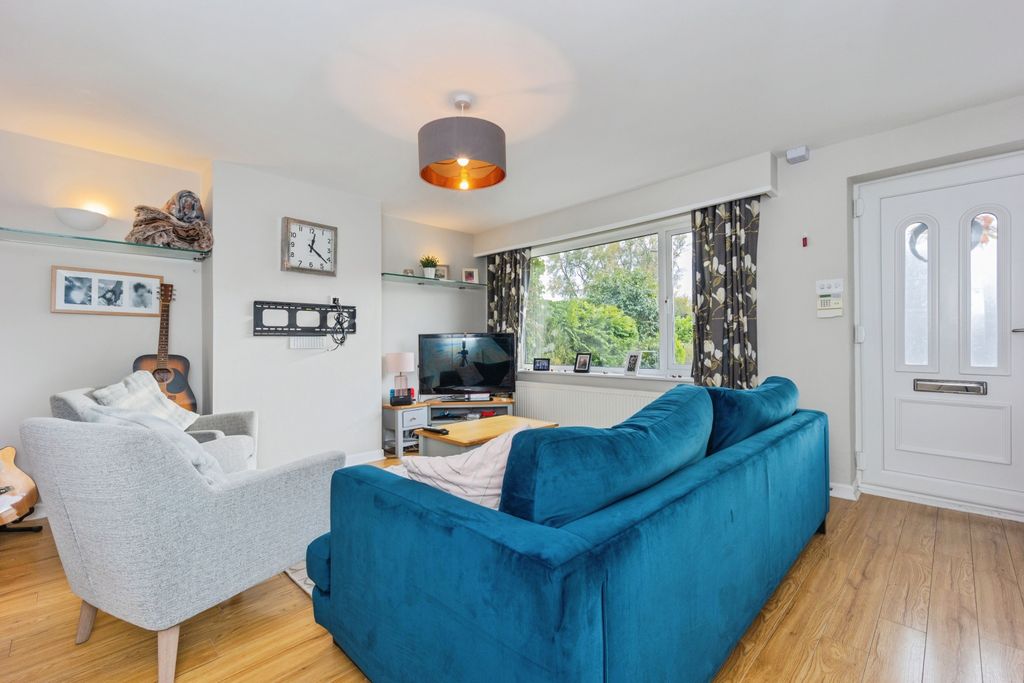 Property photo 2 of 15