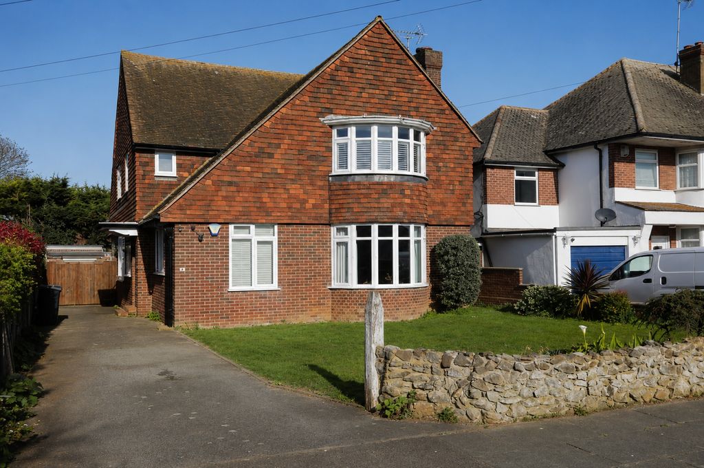 Property photo 1 of 16 Picture No. 27