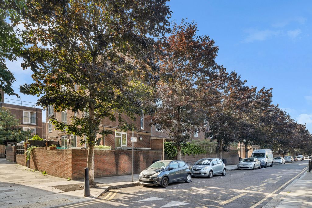 Property photo 2 of 13 Picture No. 02