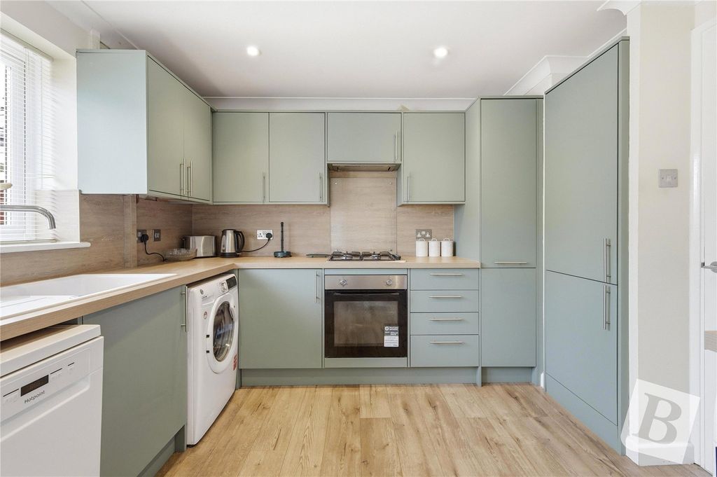 Property photo 3 of 16 Kitchen/Diner