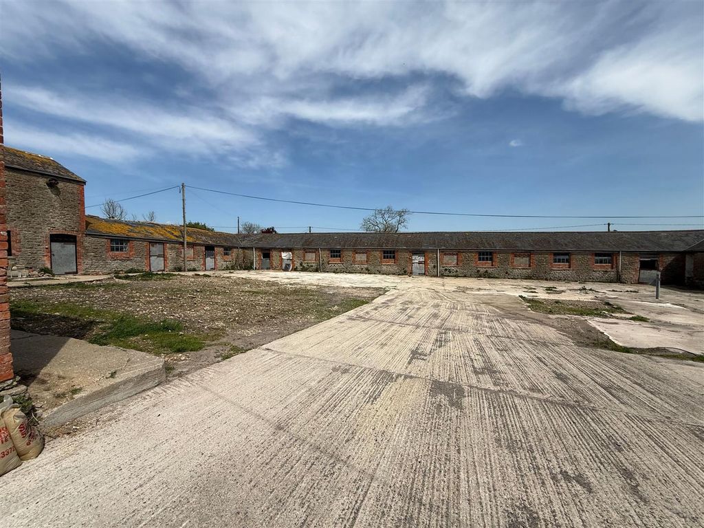 Property photo 1 of 16 Manor Farm Units &amp; Stores