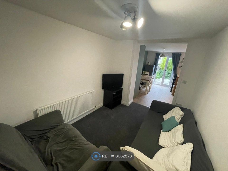 Property photo 3 of 19