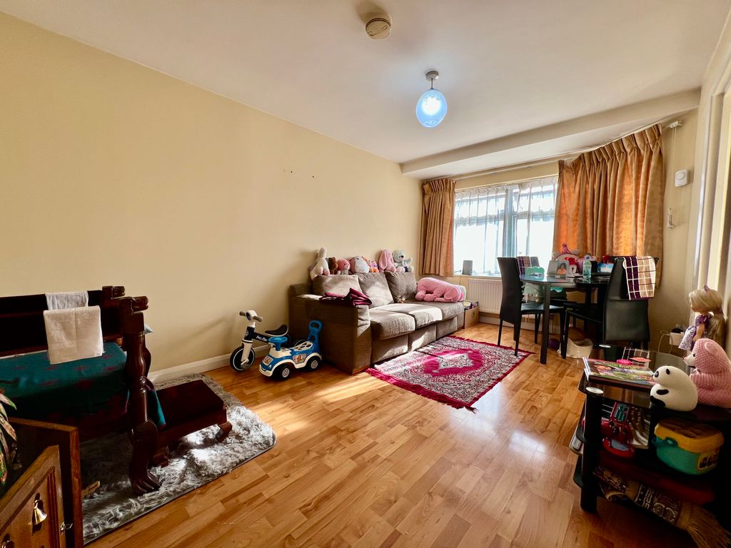 Property photo 2 of 9 Img_3167
