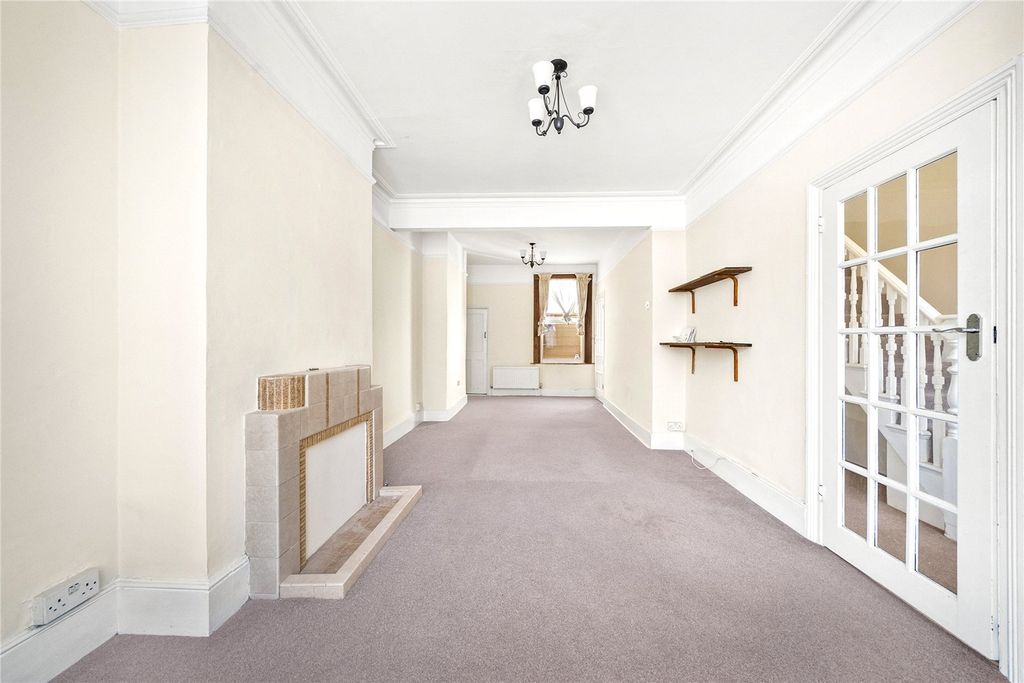 Property photo 3 of 19 Picture No. 44