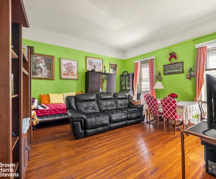 Property photo 3 of 14 <Alttext/>