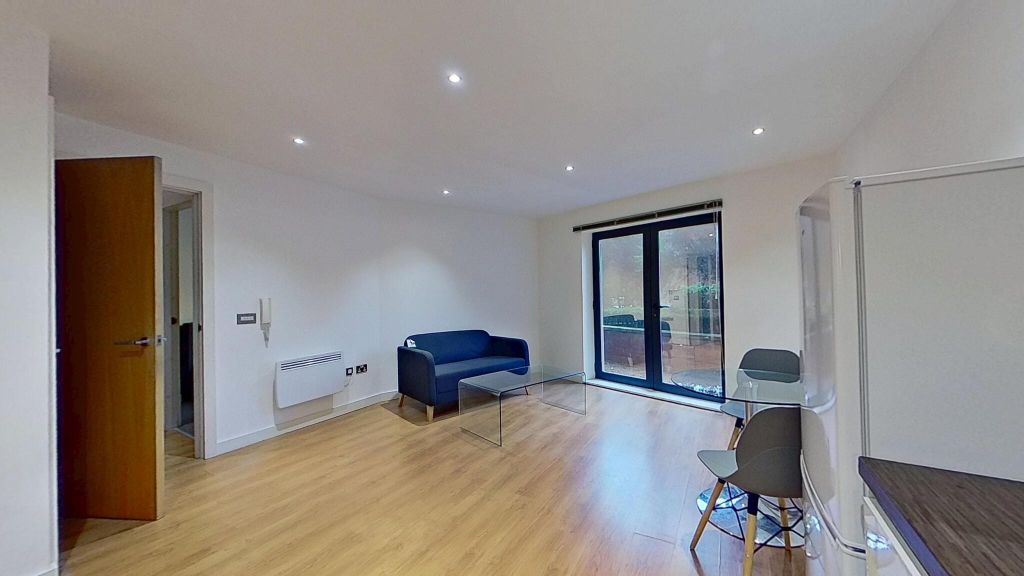 Property photo 1 of 19 Living Room