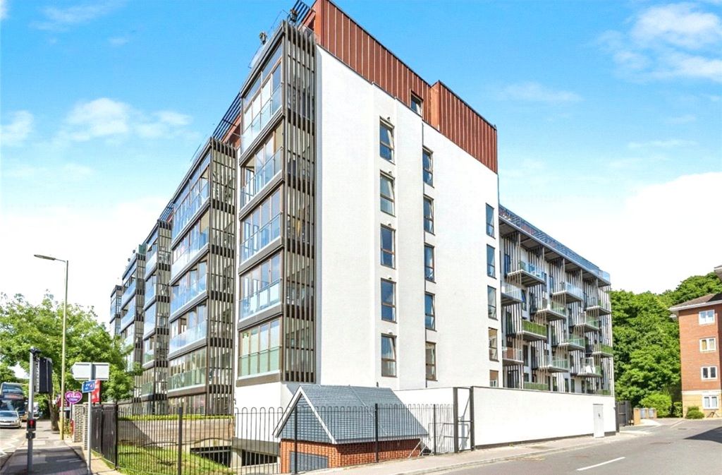 Property photo 1 of 9 Picture No. 22