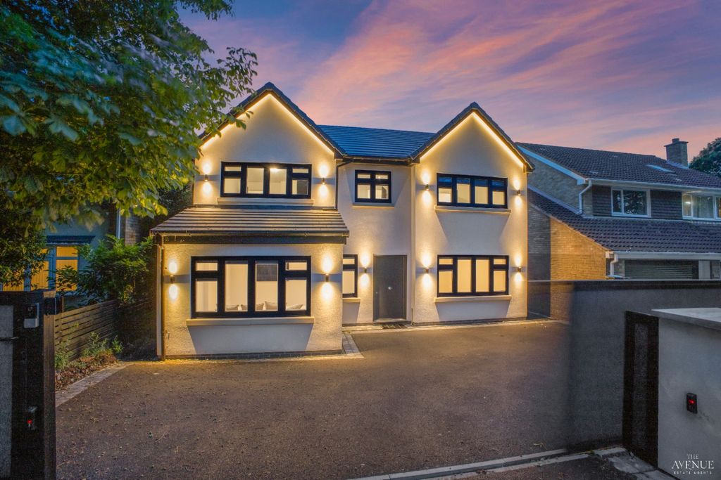 Property photo 1 of 30 4378390