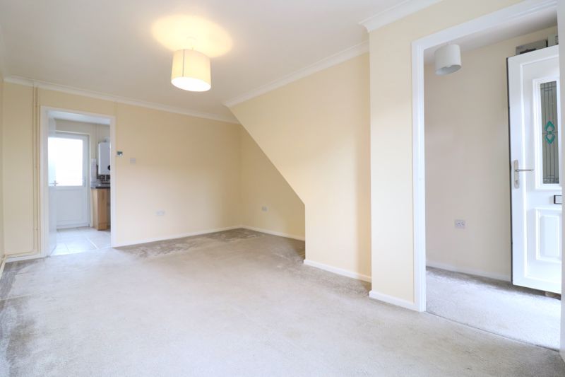 Property photo 3 of 9 Photo 5