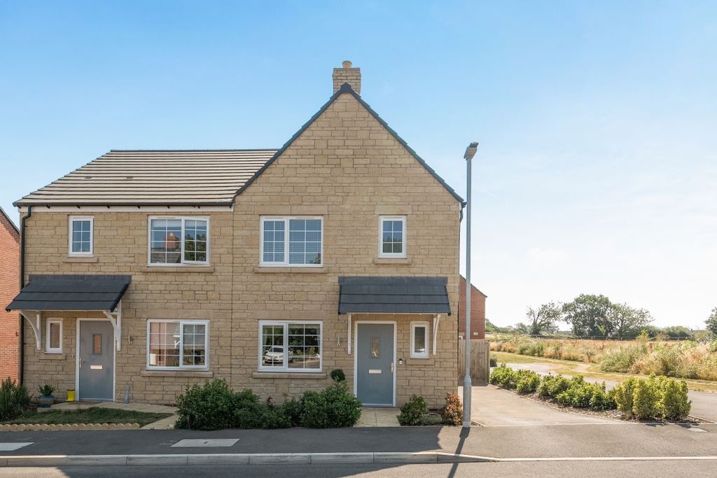 Property photo 1 of 12 16A5906c7979Ad149564016A58Adf1c75ce1