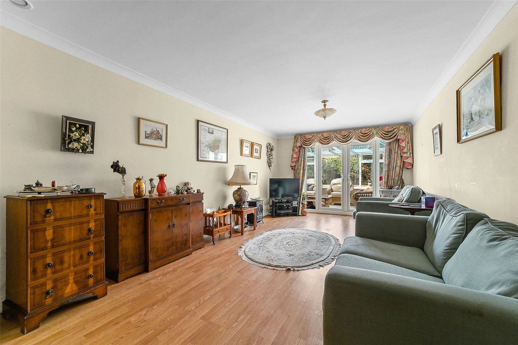 Property photo 3 of 19 Picture No. 11