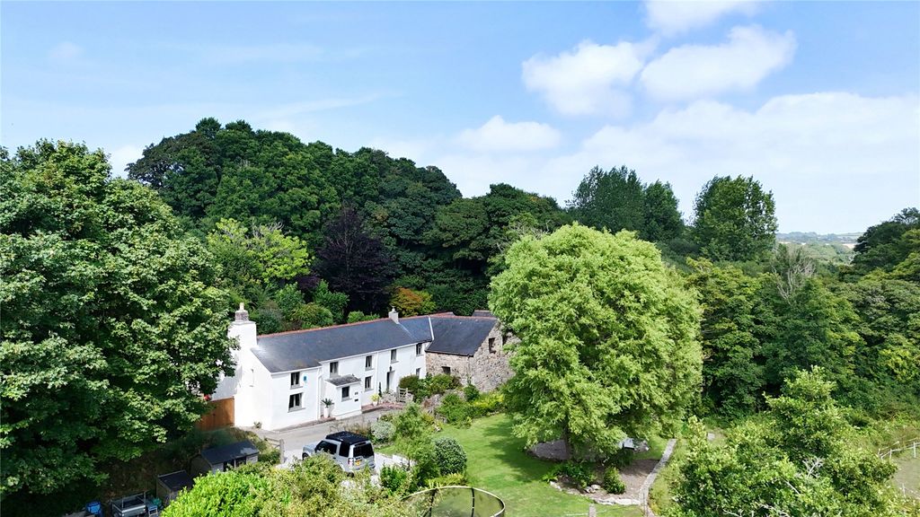 Property photo 1 of 28 Picture No. 12