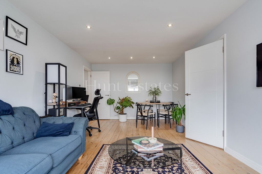 Property photo 3 of 12 Not Specified