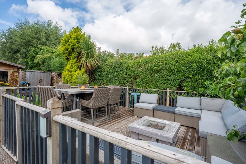 Property photo 3 of 33 Photo 25