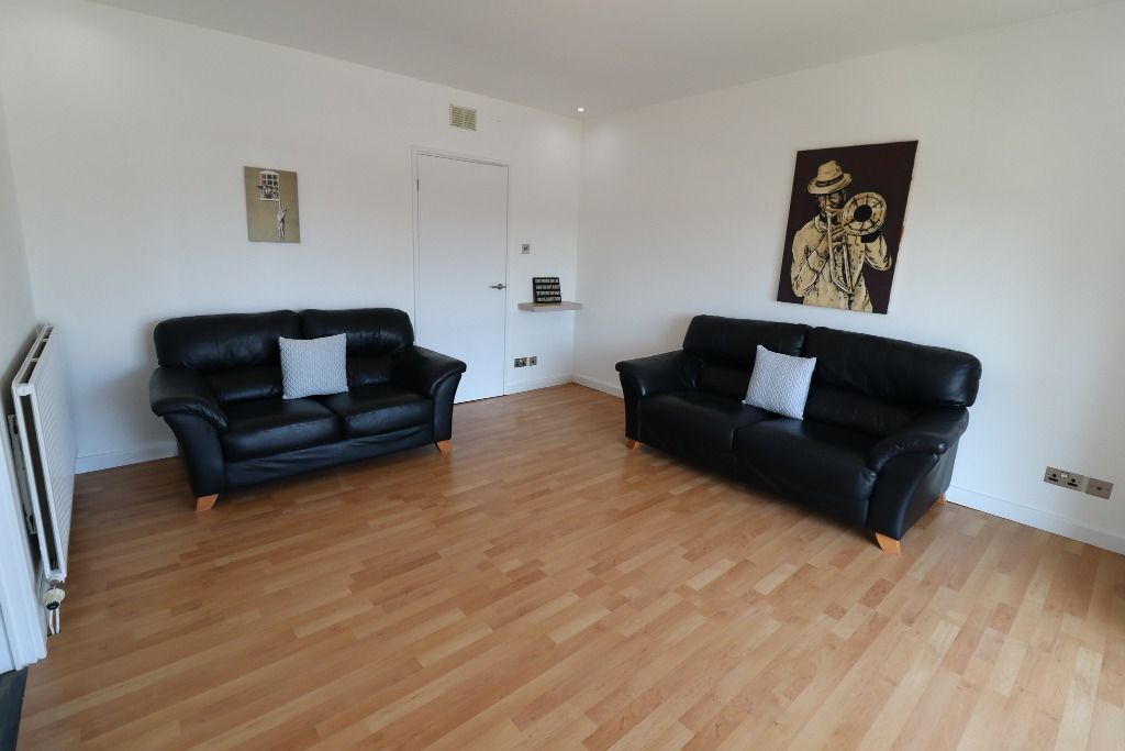 Property photo 2 of 8 Photo 2