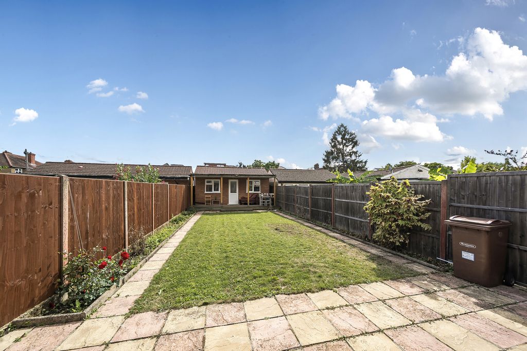 Property photo 2 of 15 1345604-1-68B98Dd...