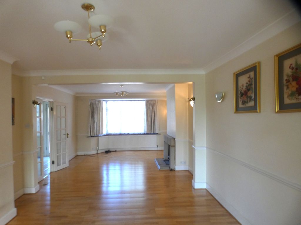 Property photo 1 of 30