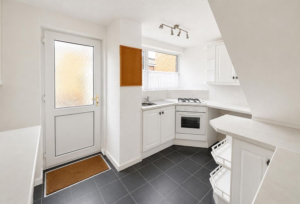 Property photo 2 of 21 5.Png