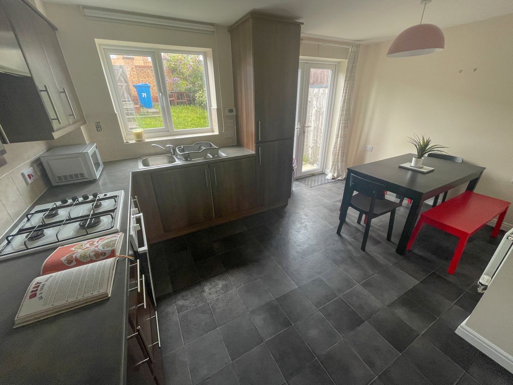 Property photo 3 of 9 71 Durning Road(2)