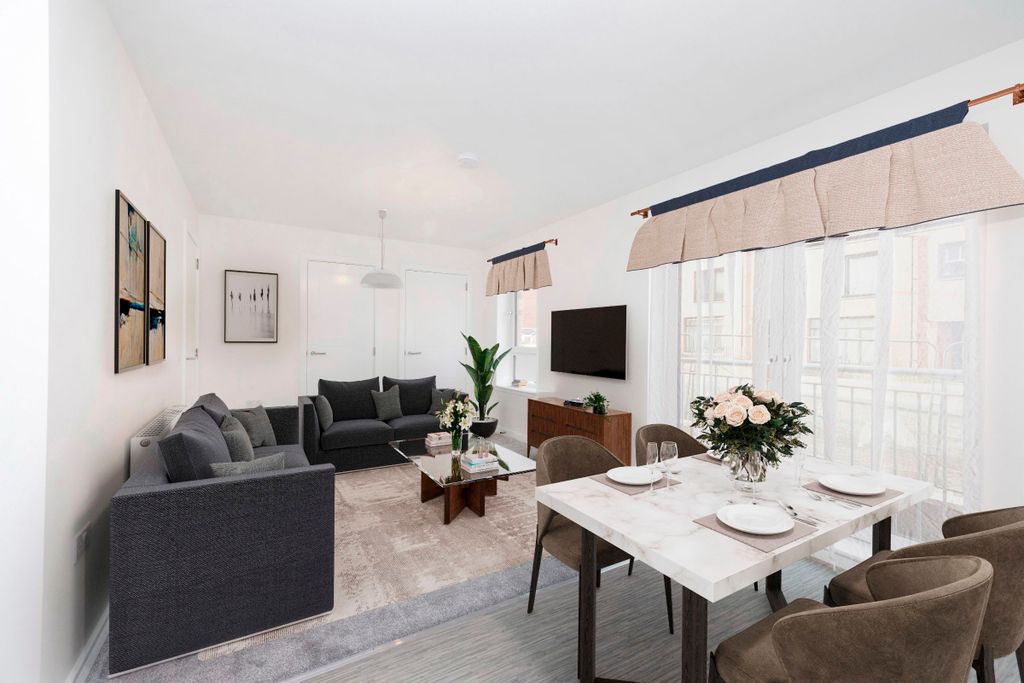 Property photo 3 of 8