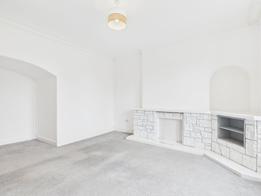Property photo 3 of 16 Cam05526G0-Pr0158-Still003