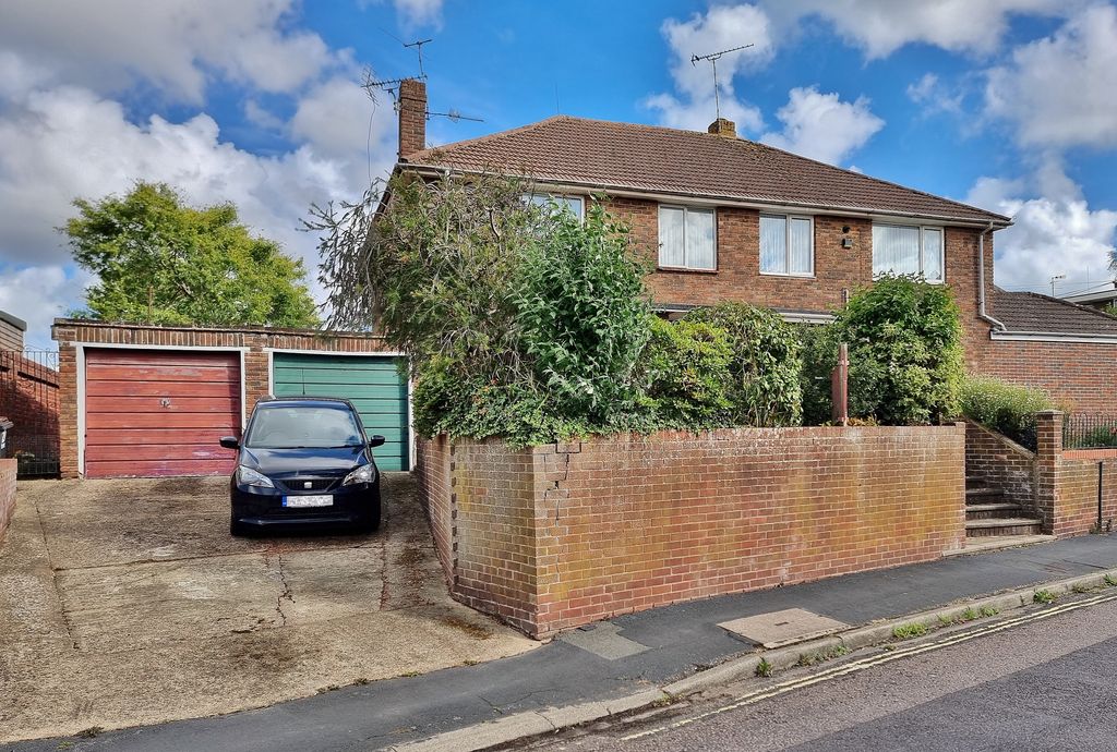 Property photo 1 of 14