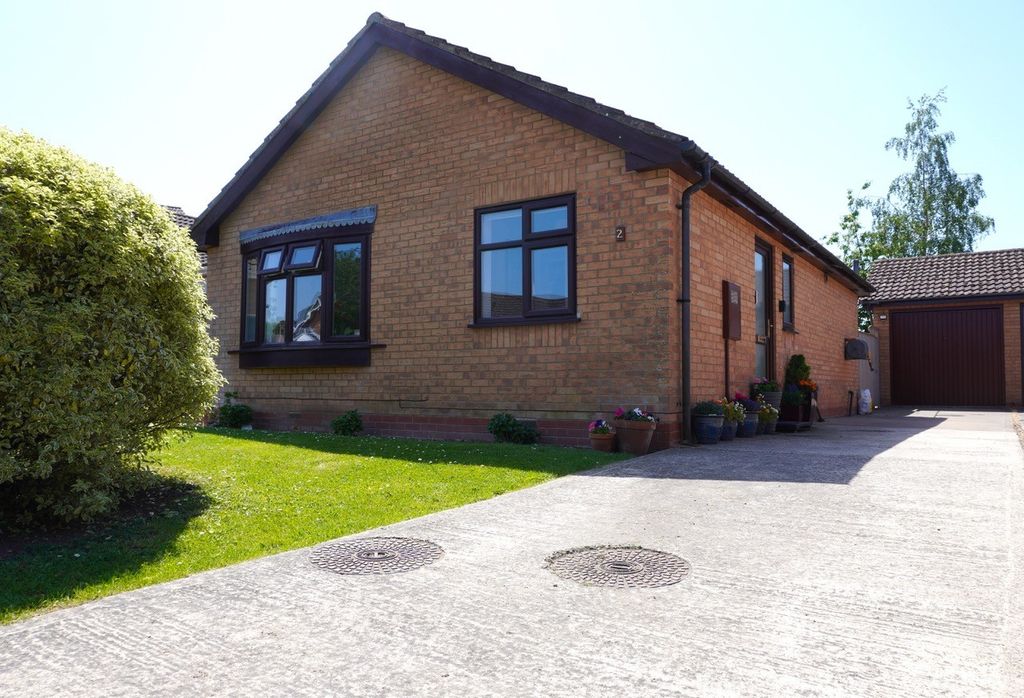 Property photo 1 of 18